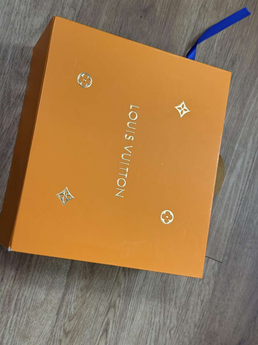 로에베 해먹백 관련 가방 이미지 88